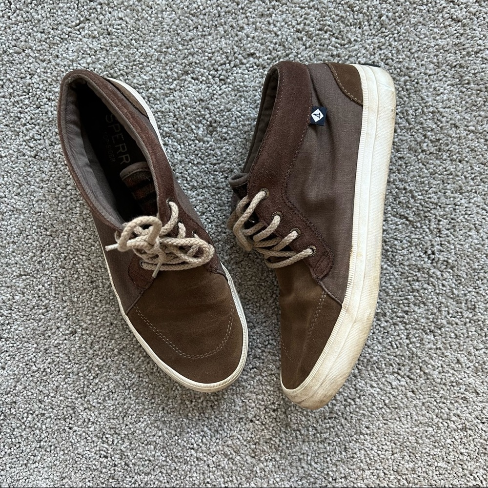Sperry topsider chukka boots. Womens 8.5, great condition!